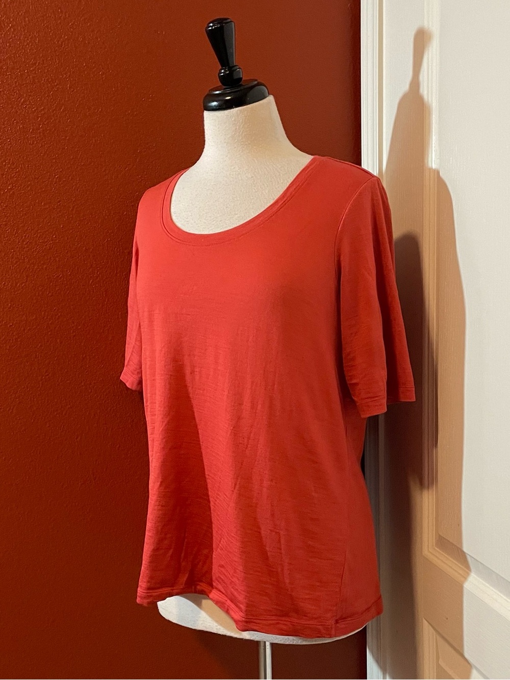 Wool& Women’s Merino Wool Blend Breathable Lightweight Layering Tee Shirt